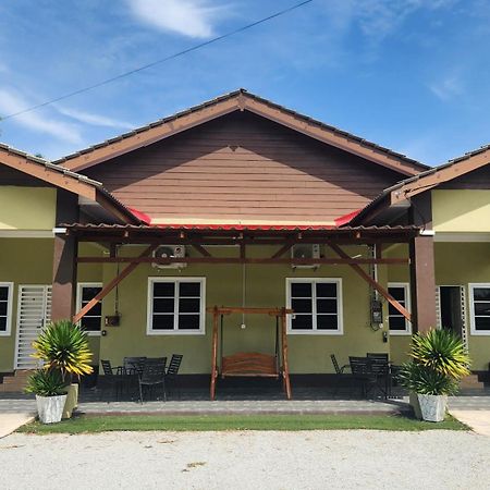 Nipah Homestay Kuala Besut Exterior foto