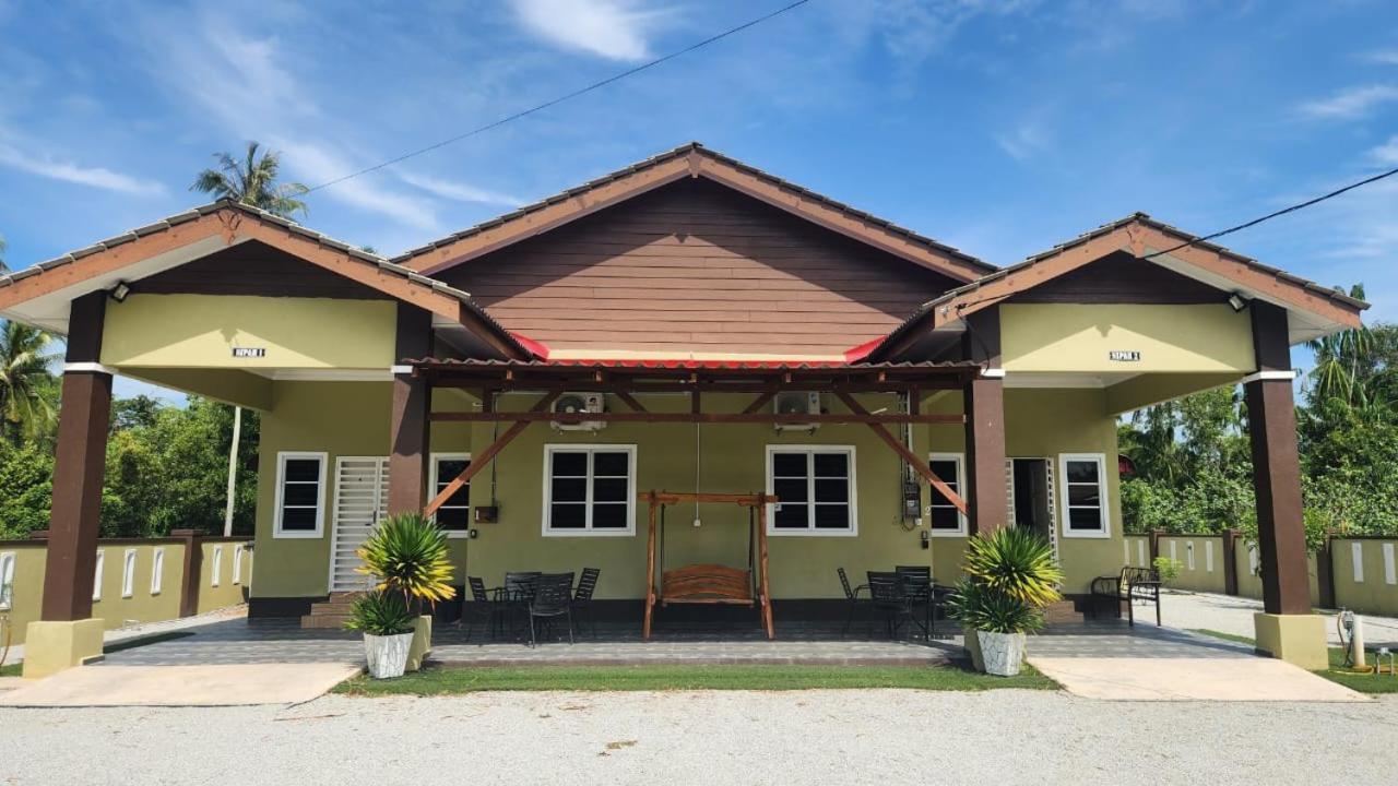 Nipah Homestay Kuala Besut Exterior foto